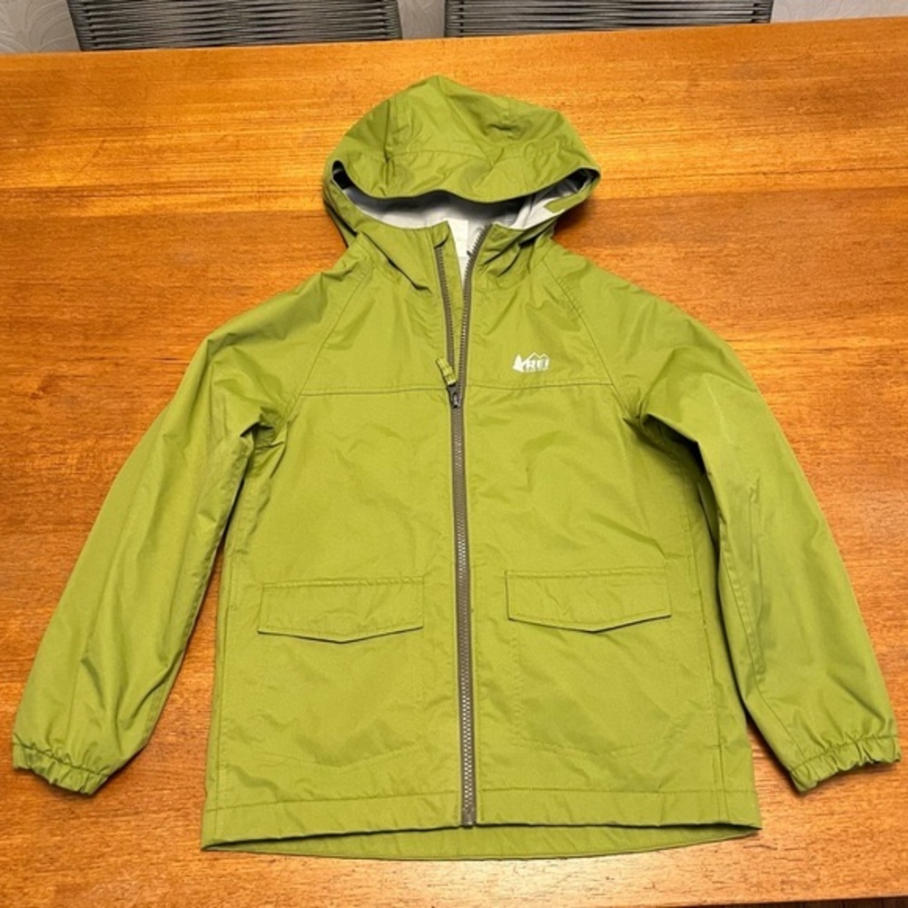 EUC REI Coop Boys Sz 8 Hooded Waterproof Jacket